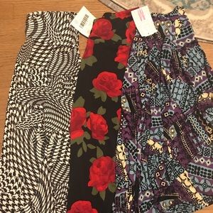 Lot of 3 NWT Lularoe Azure skirts medium